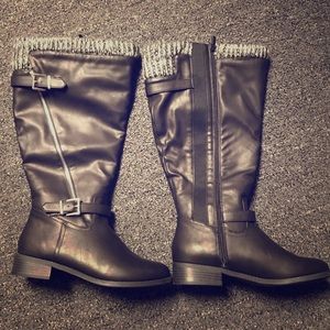 Torrid black boots size 7.5 wide calf. Never worn.